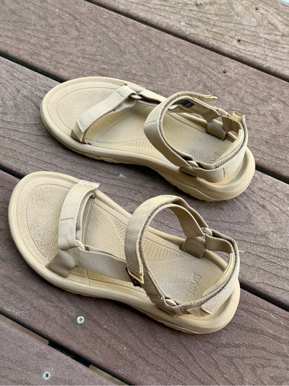Teva Women's Hurricane XL2- Beige/Tan Sport Sandals - Picture 4 of 11